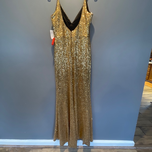 Mac Duggal  Sequin Gown – Antique Gold, Size 8 | Formal Prom Gala Dress - Picture 7 of 7